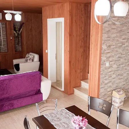 Villa Villa Kumsal Uezuemlue *